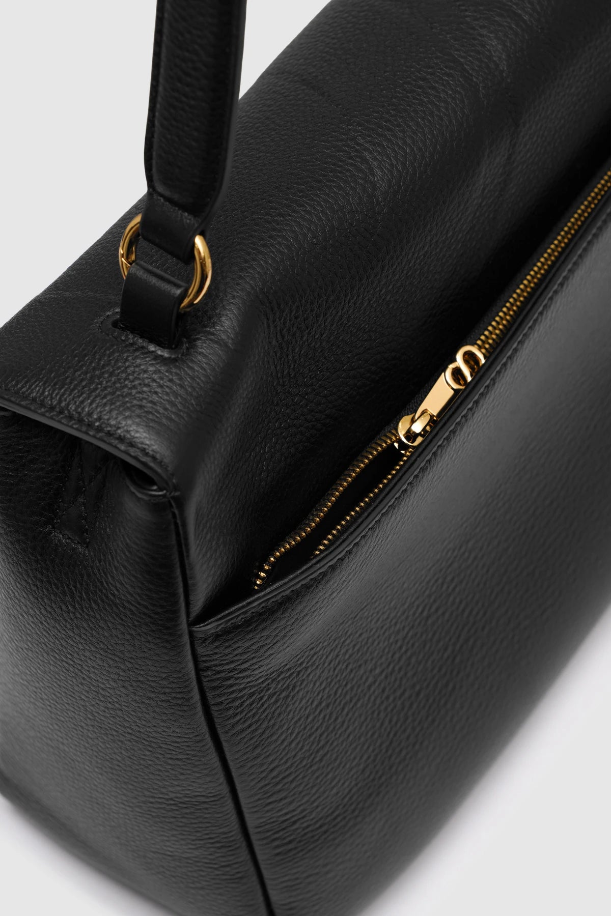 Savina Bag - Pebble Leather - Black