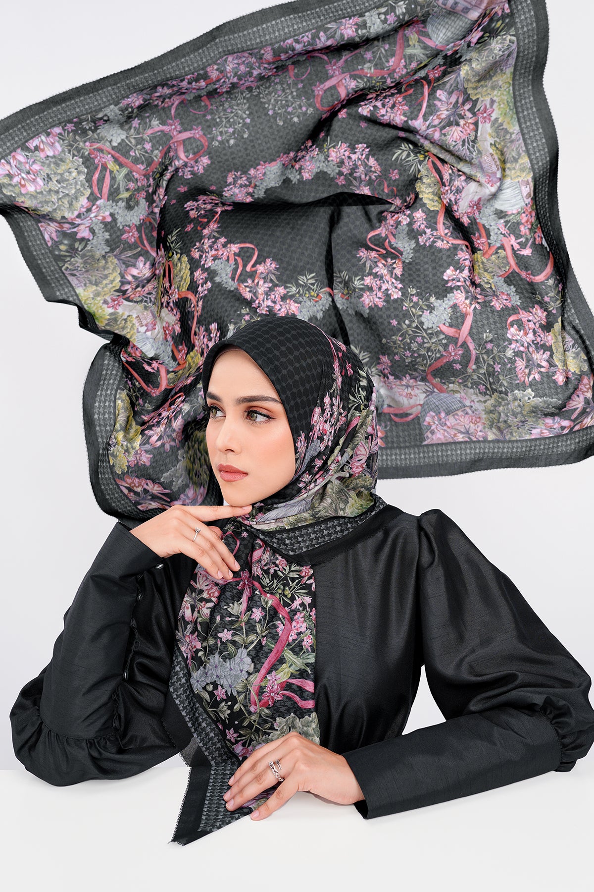 Al Aqsa Voile Square - Black