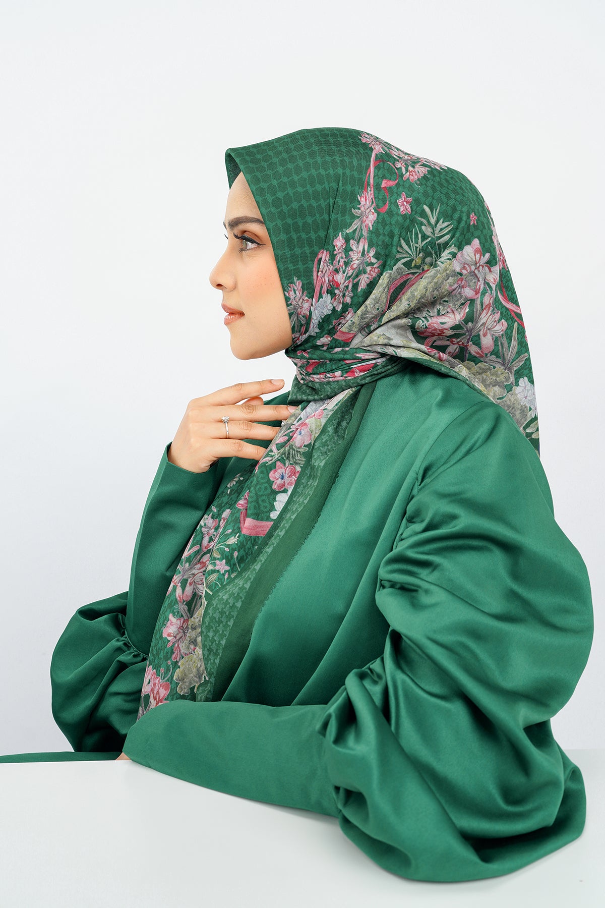 Al Aqsa Voile Meydanı - Zümrüt