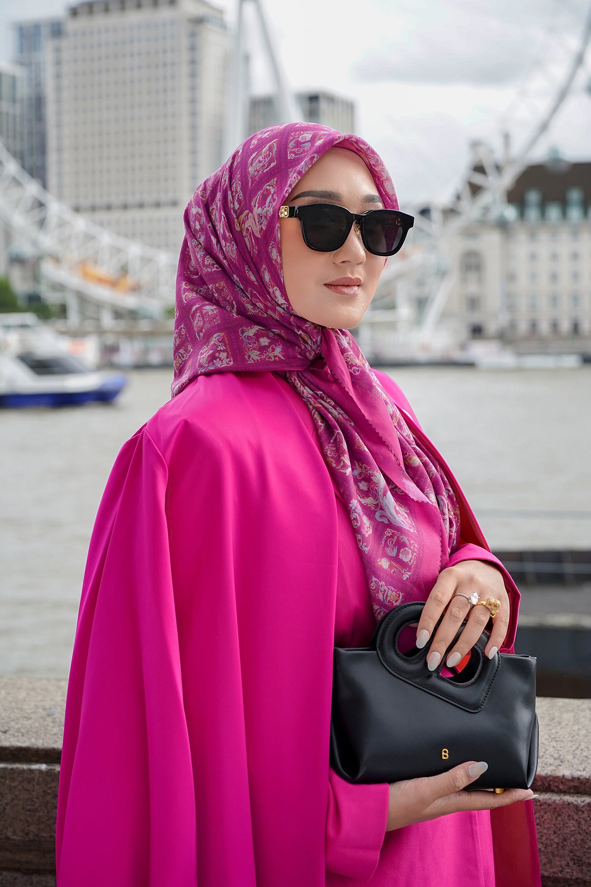 Autograph 2 Square - Trendsetter