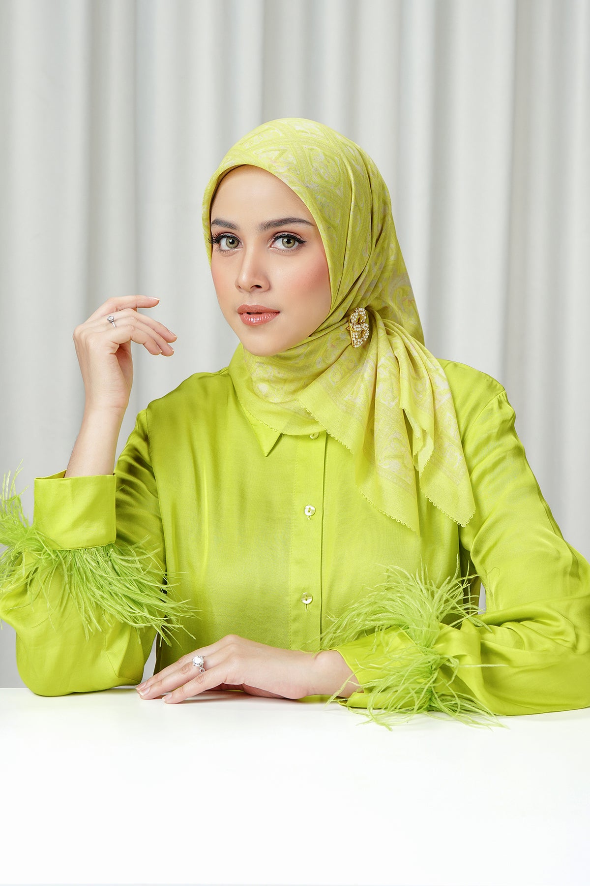 Autograph 2 Square - Showstopper