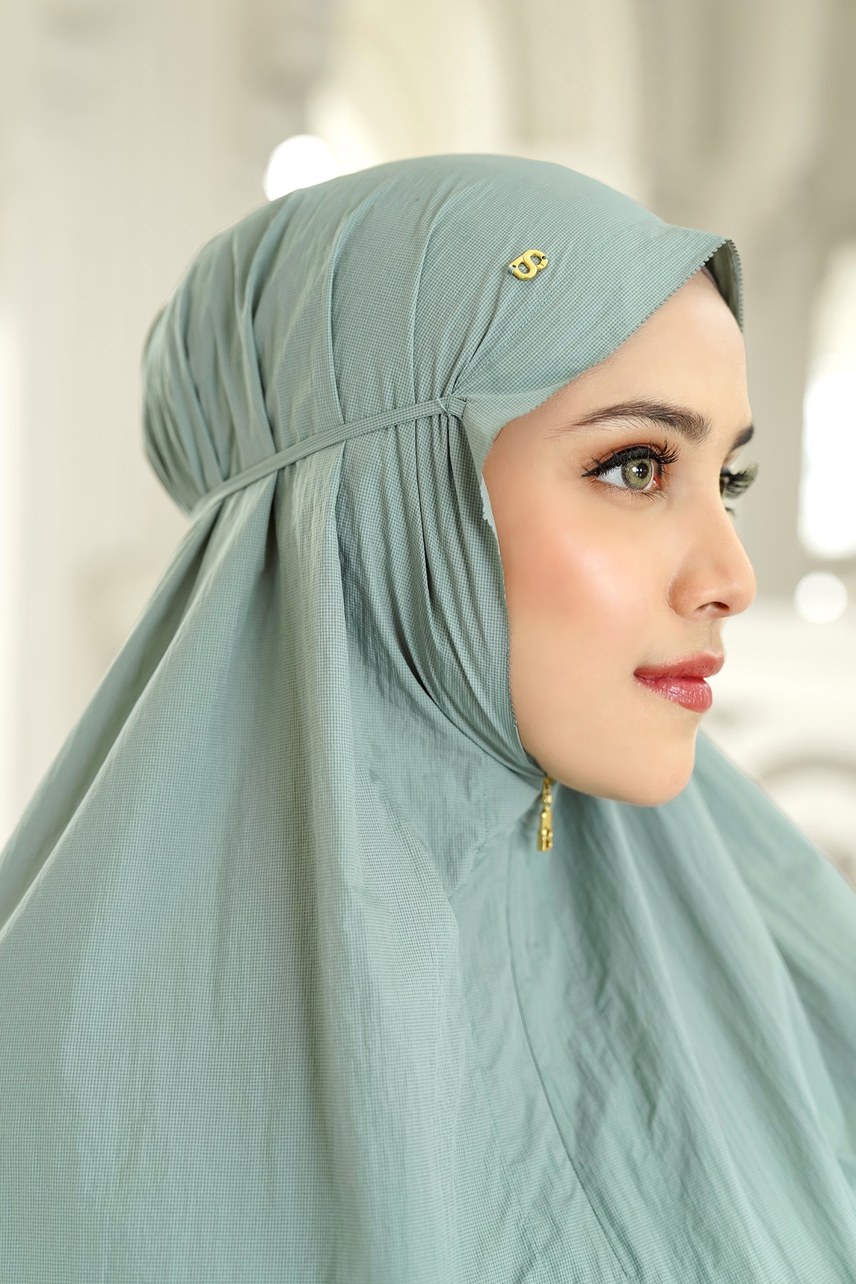 Capsule Prayer Robe - Sage