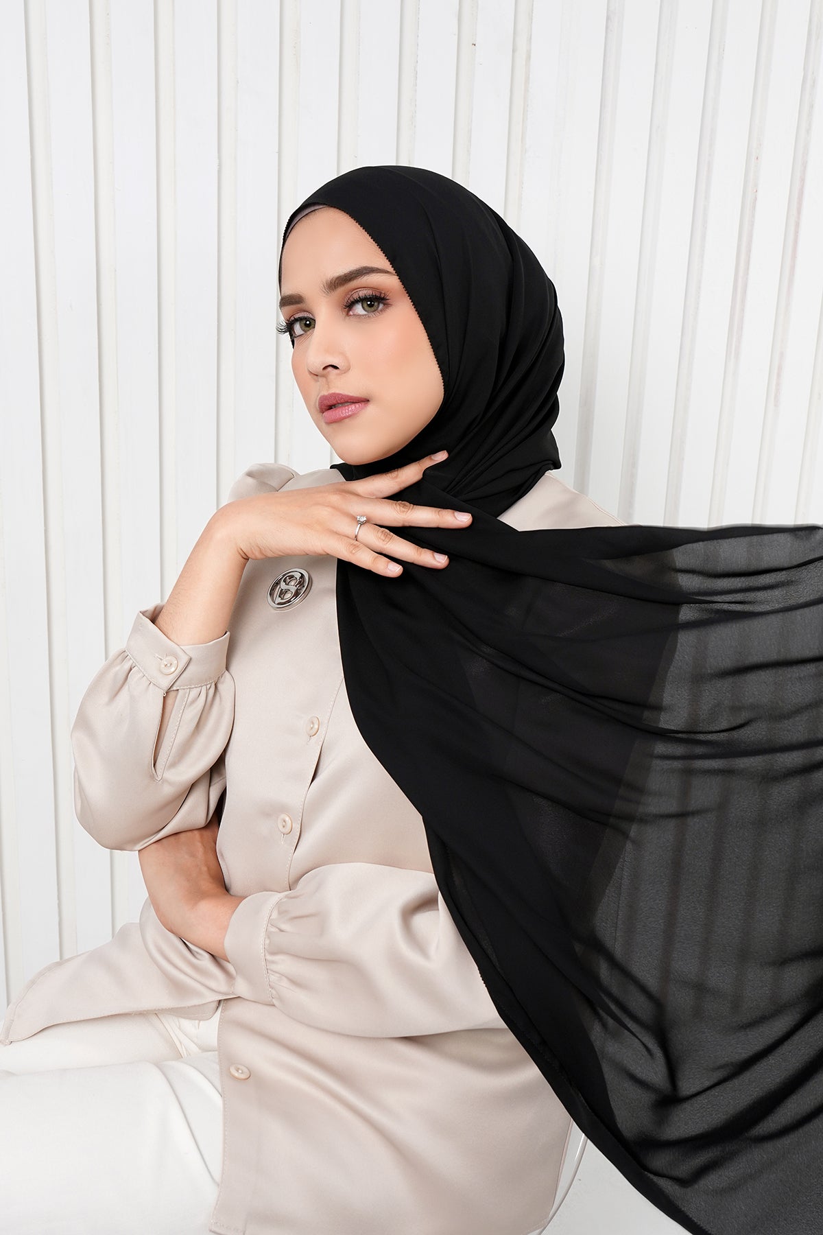 Cassie Shawl - Black