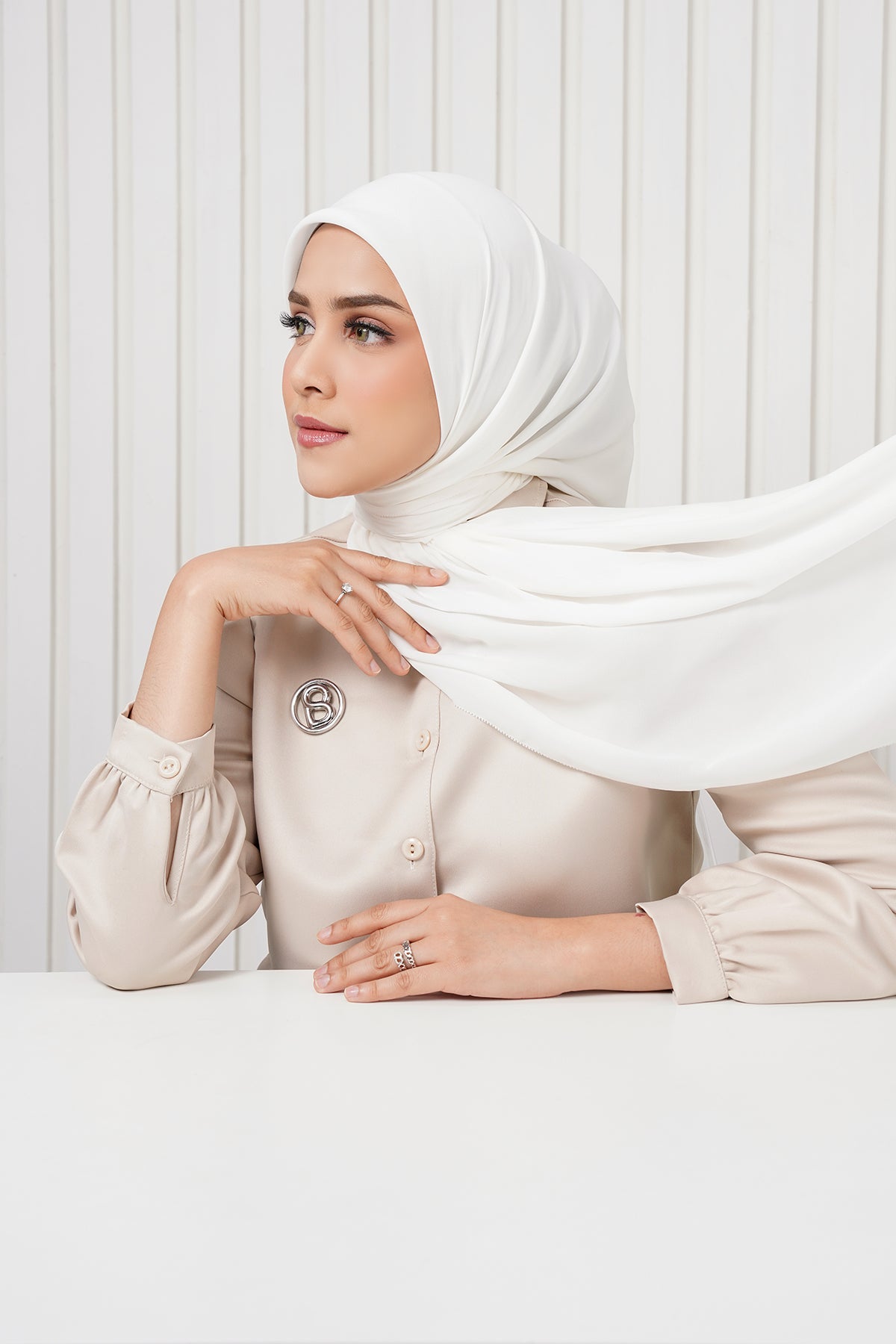 Cassie Square - Jasmine