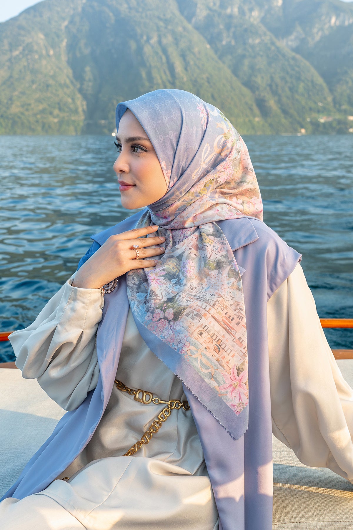 Como Meydanı - Göl