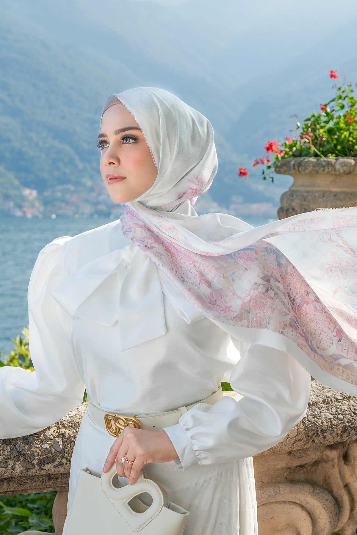 Como Saten Şal - Yat