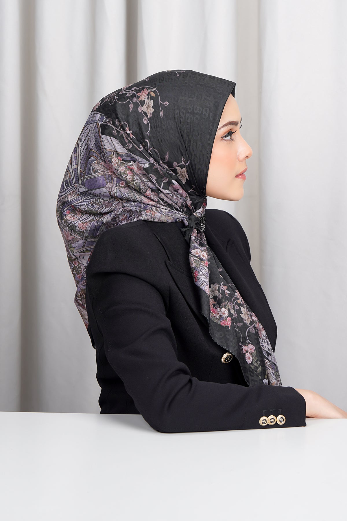 Dubai 2 Voile Kare - Siyah Ud