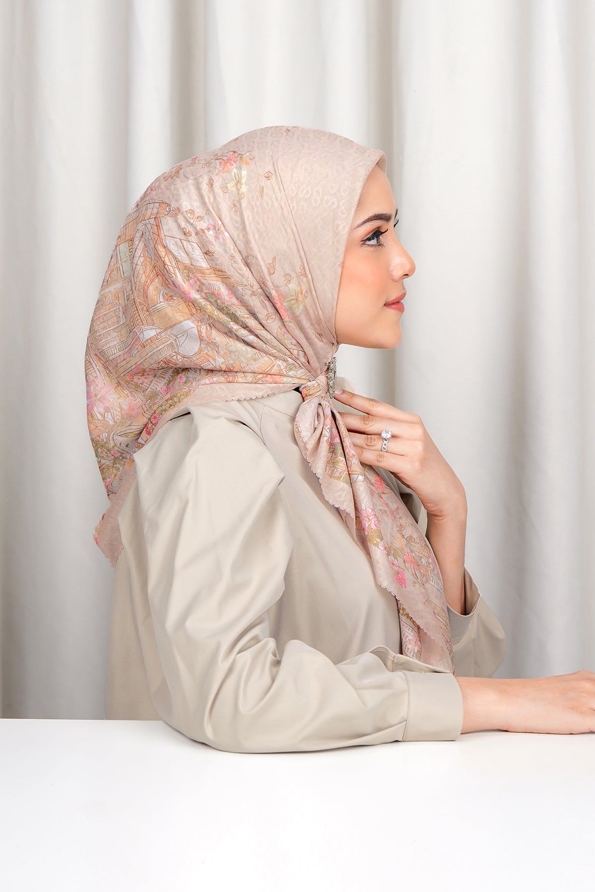 Dubai 2 Voile Meydanı - Safari