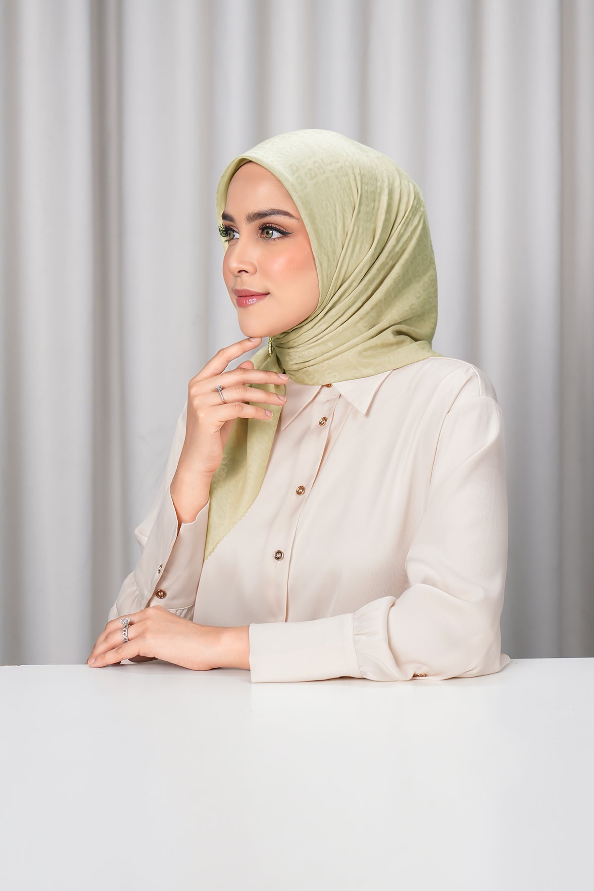 Everyday Tapis Embossed 2.0 - Pale Olive