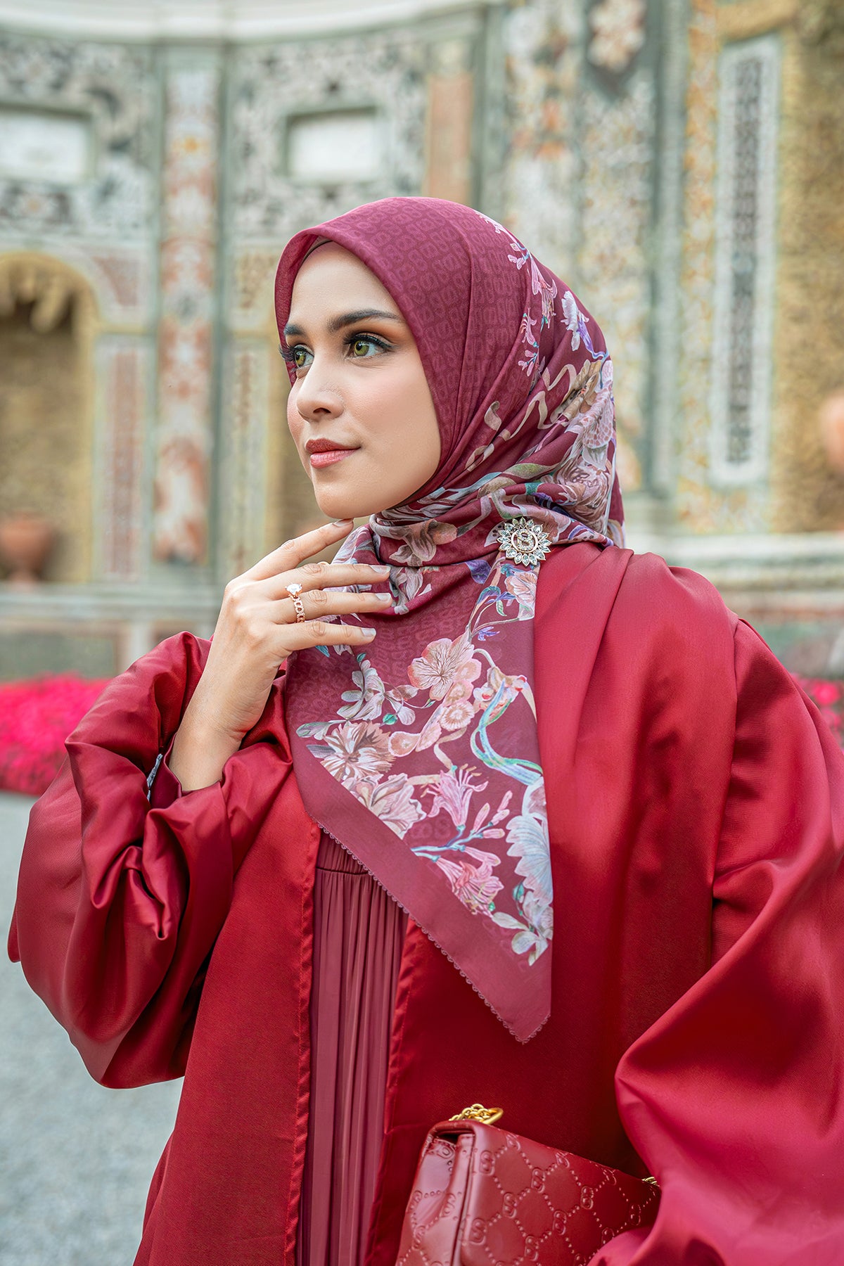 Farra Square - Poppy