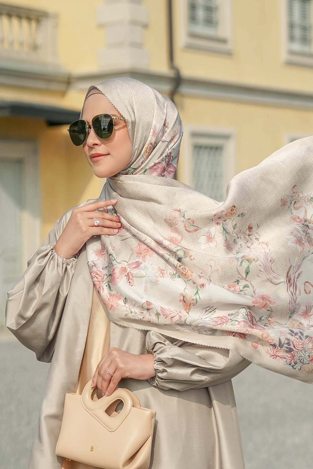 Farra Satin Shawl - Dandelion