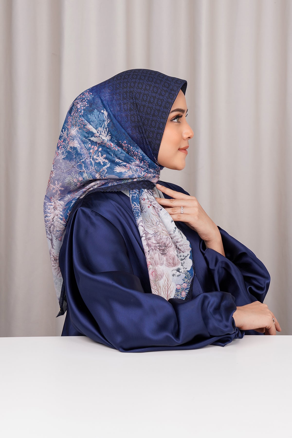 Holiday Square - Deep Blue