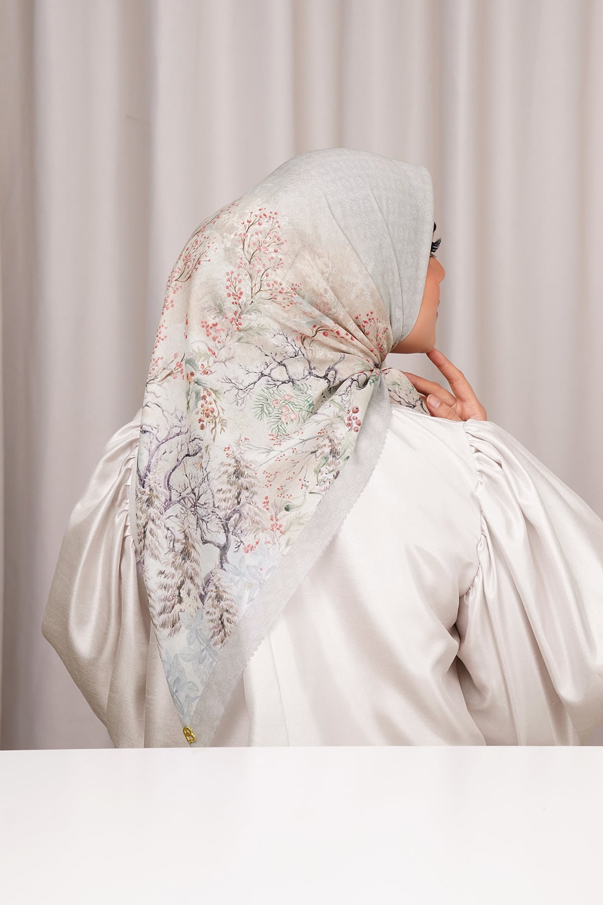 Holiday Square - Shadow