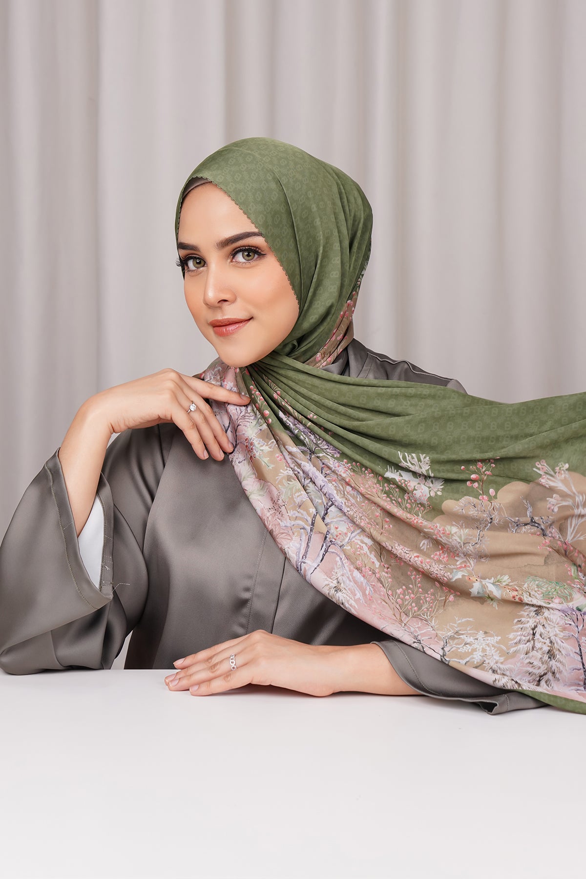 Holiday Satin Shawl - Spruce