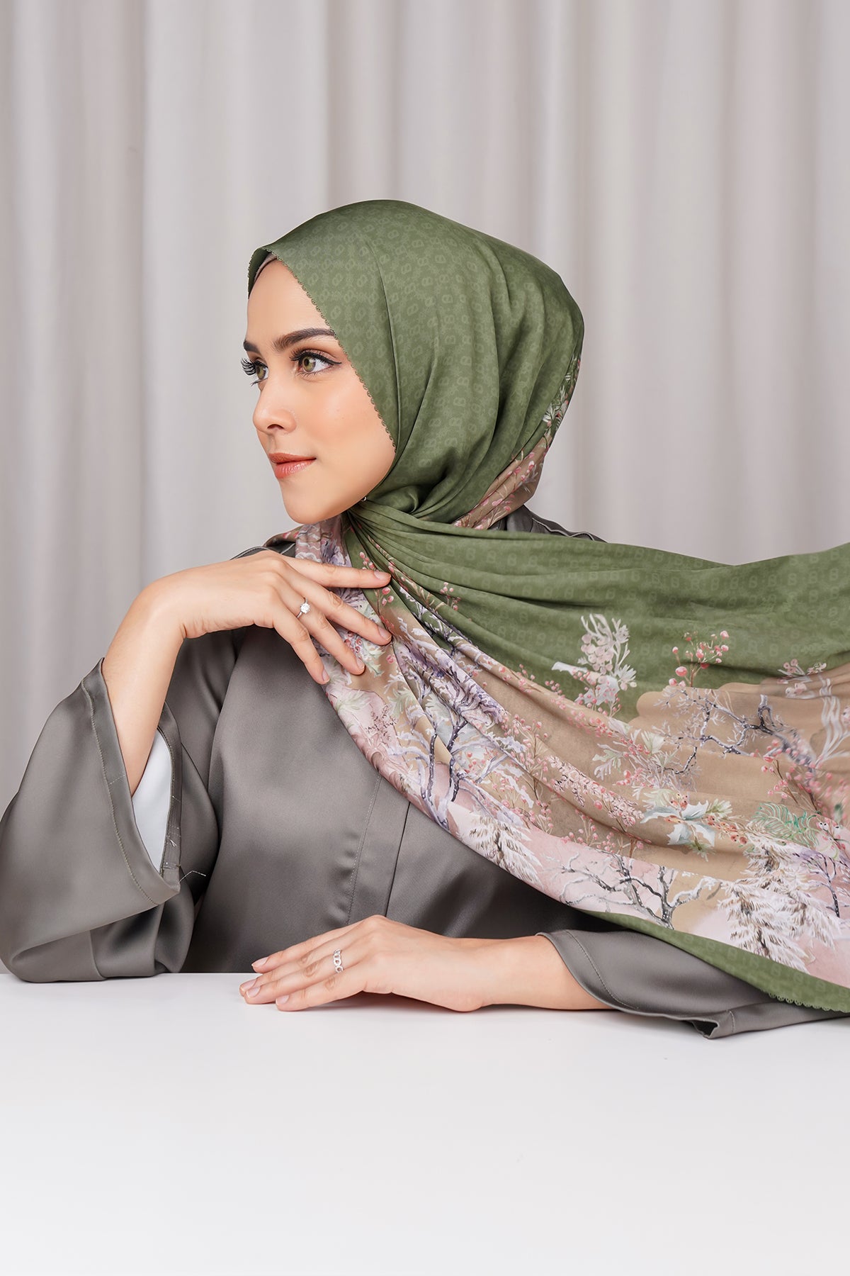 Holiday Satin Shawl - Spruce