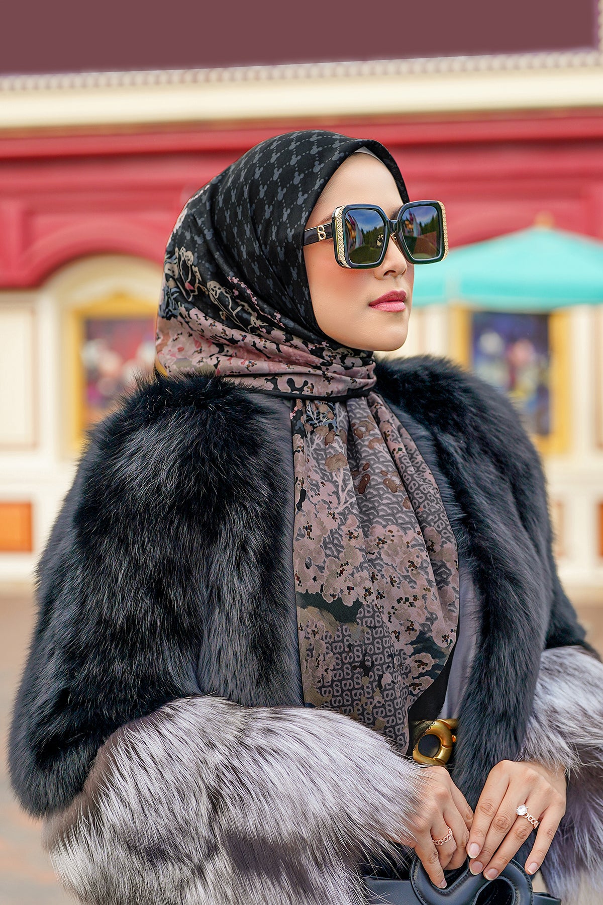 Jubilation Square - Black Bean