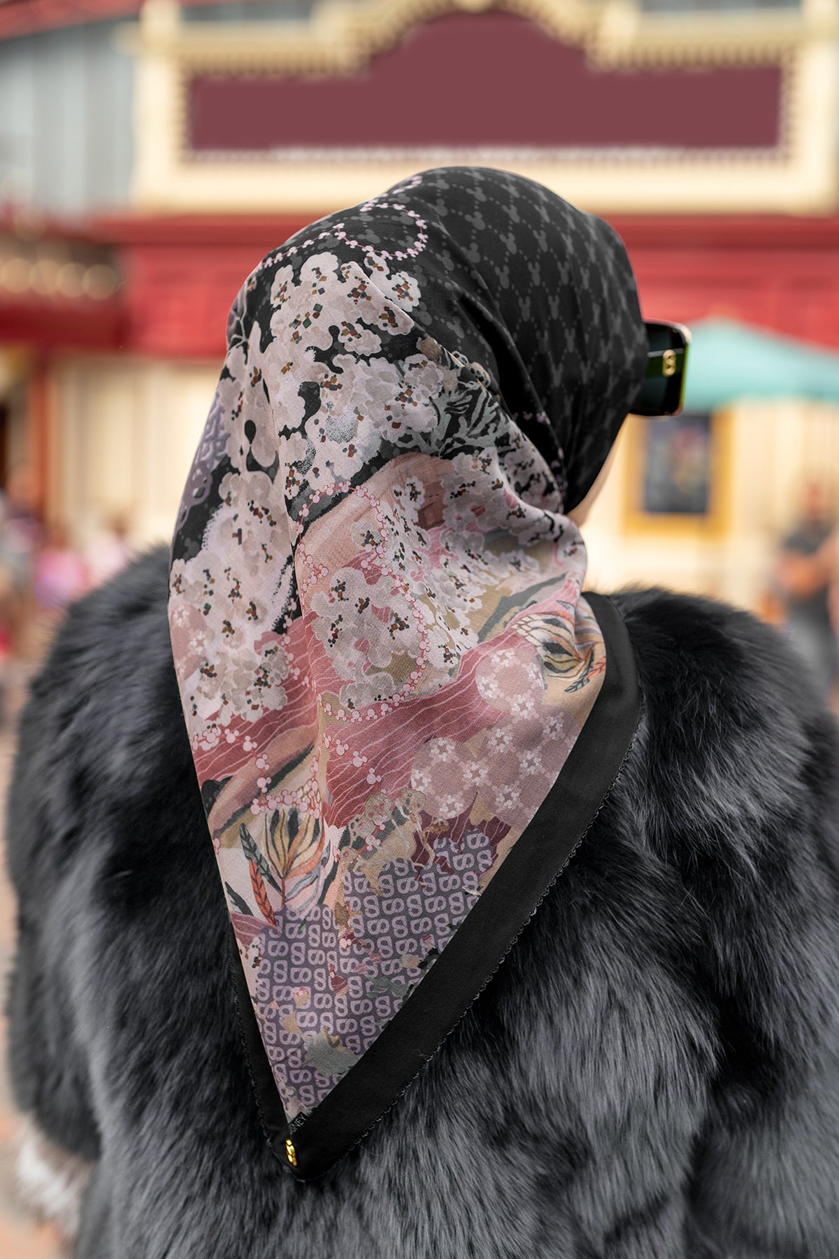 Jubilation Square - Black Bean