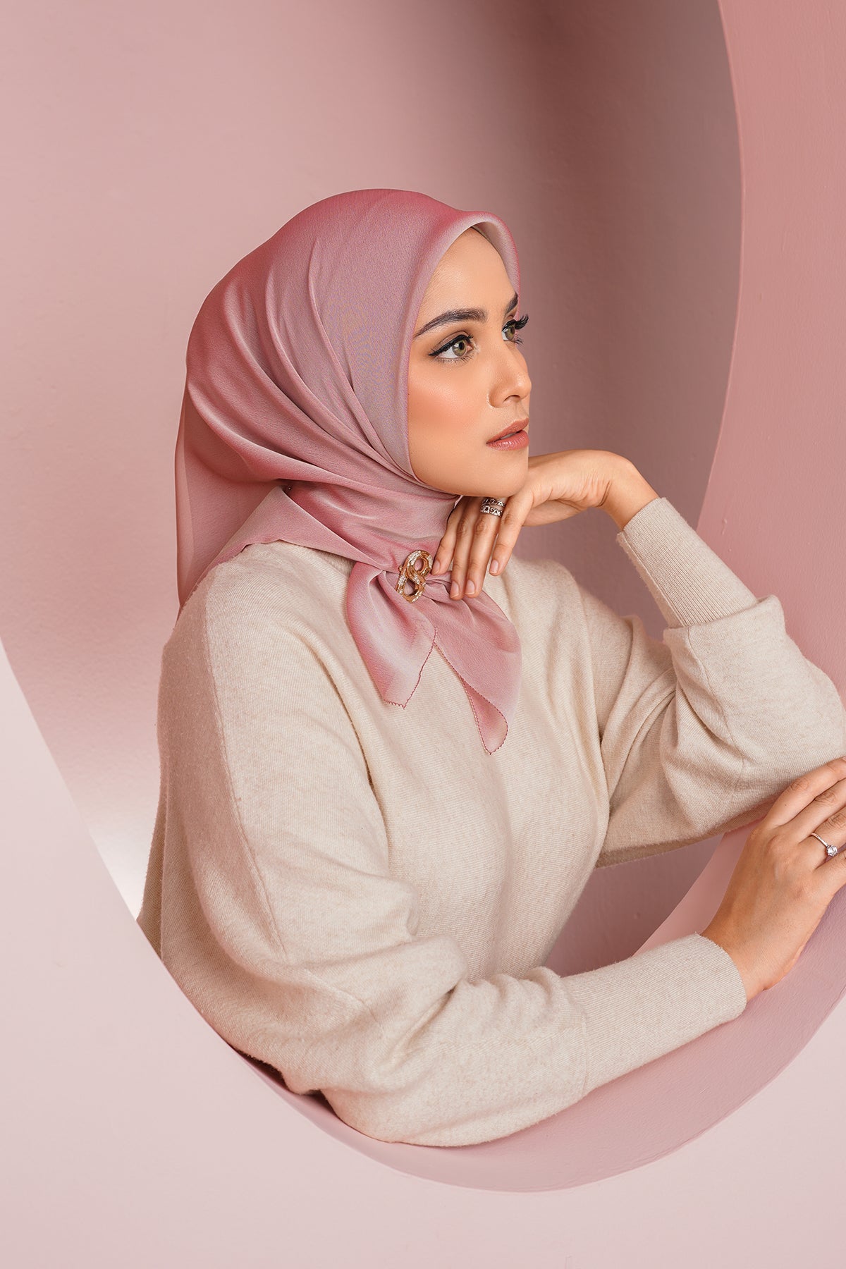 Coral Rose'daki Kelly Meydanı