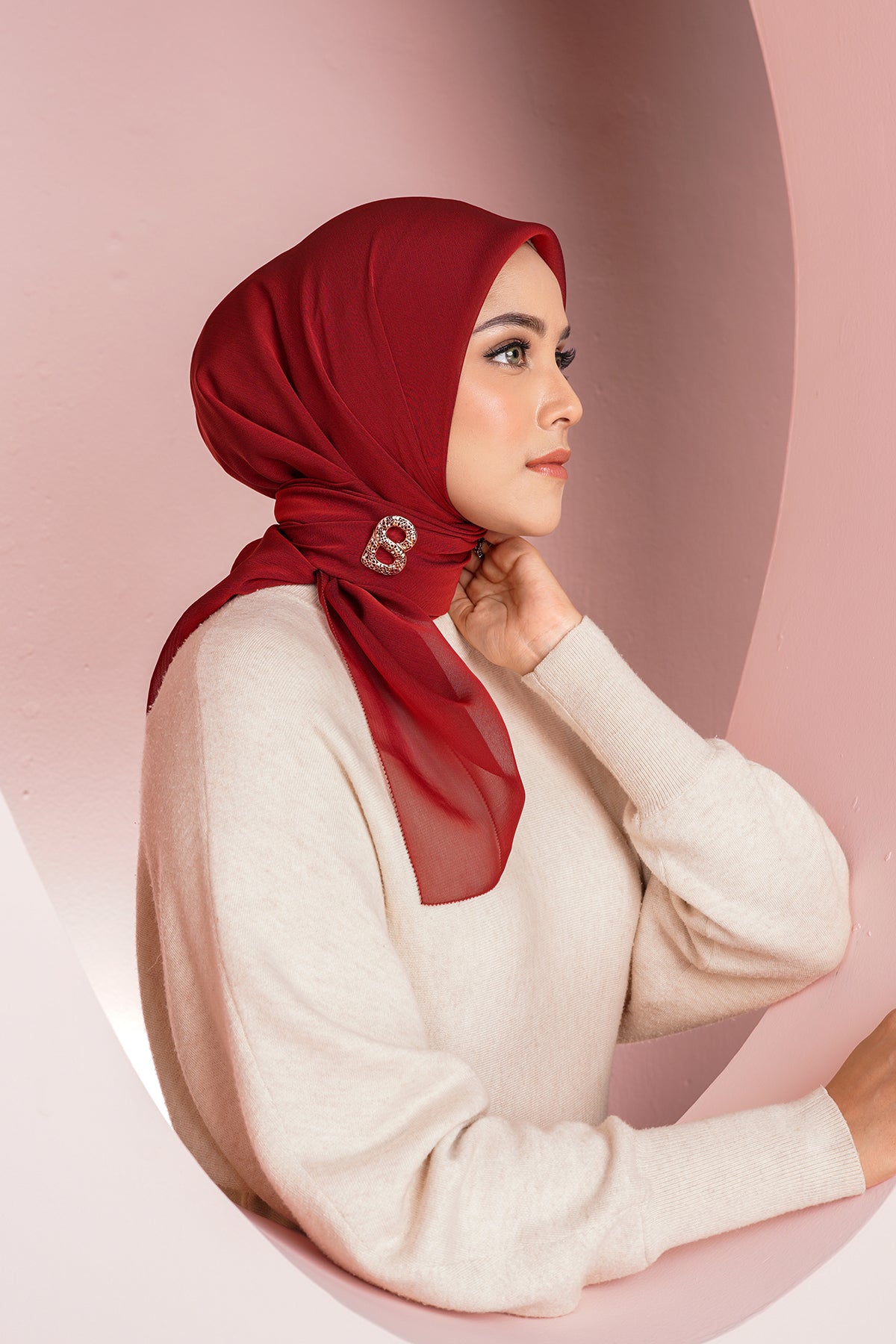 Kelly Square in Sour Cherry