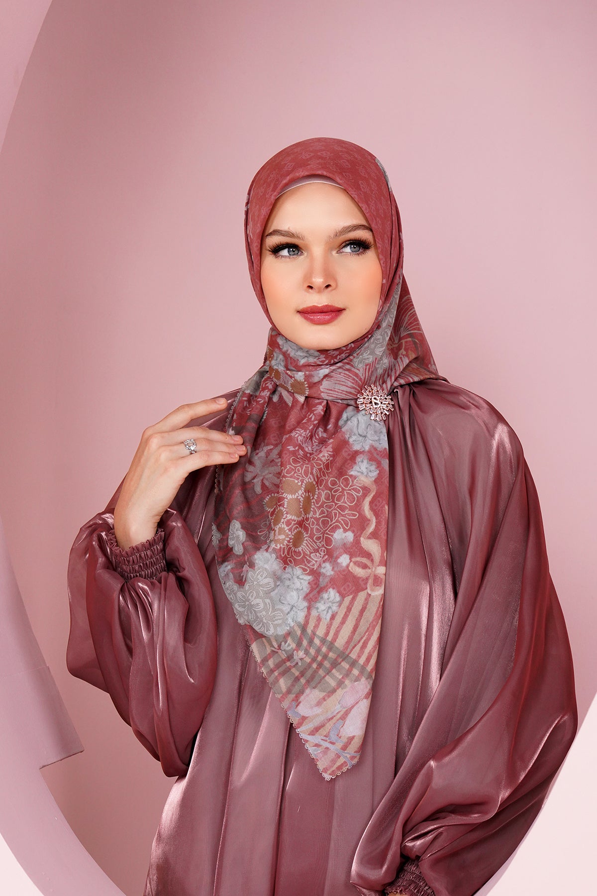 Kimmonia Square - Chili Oil