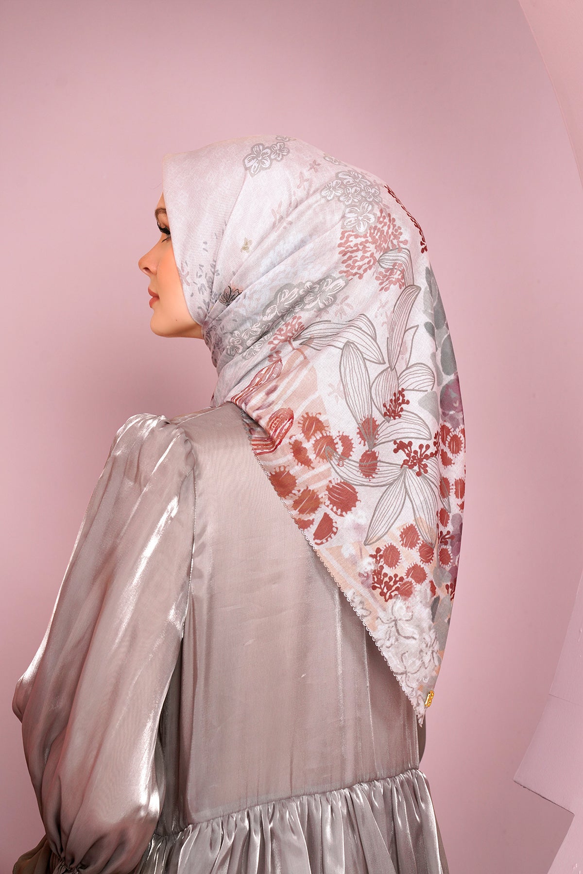 Kimmonia Square - Cashmere