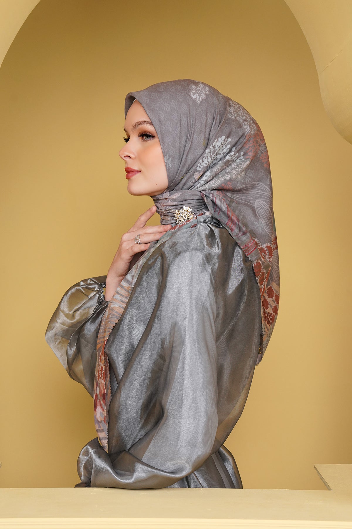 Kimmonia Square - Shadow