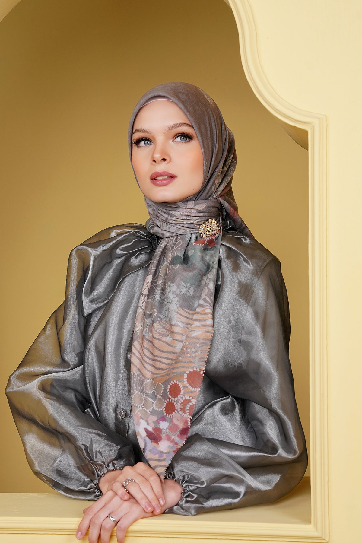 Kimmonia Square - Shadow