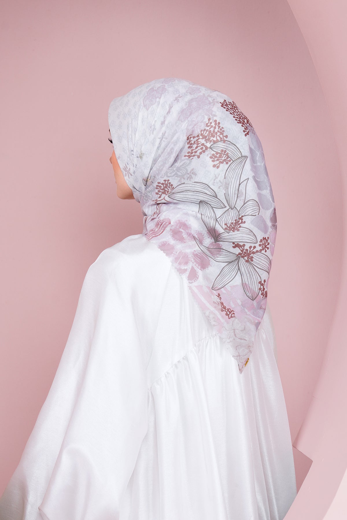 Kimmonia Square - White Dove