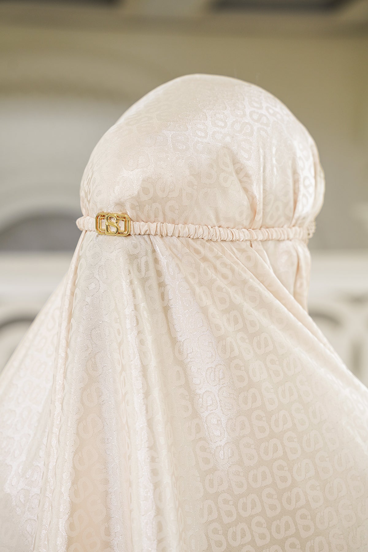 Lavish Tapis Prayer Robe - Almond