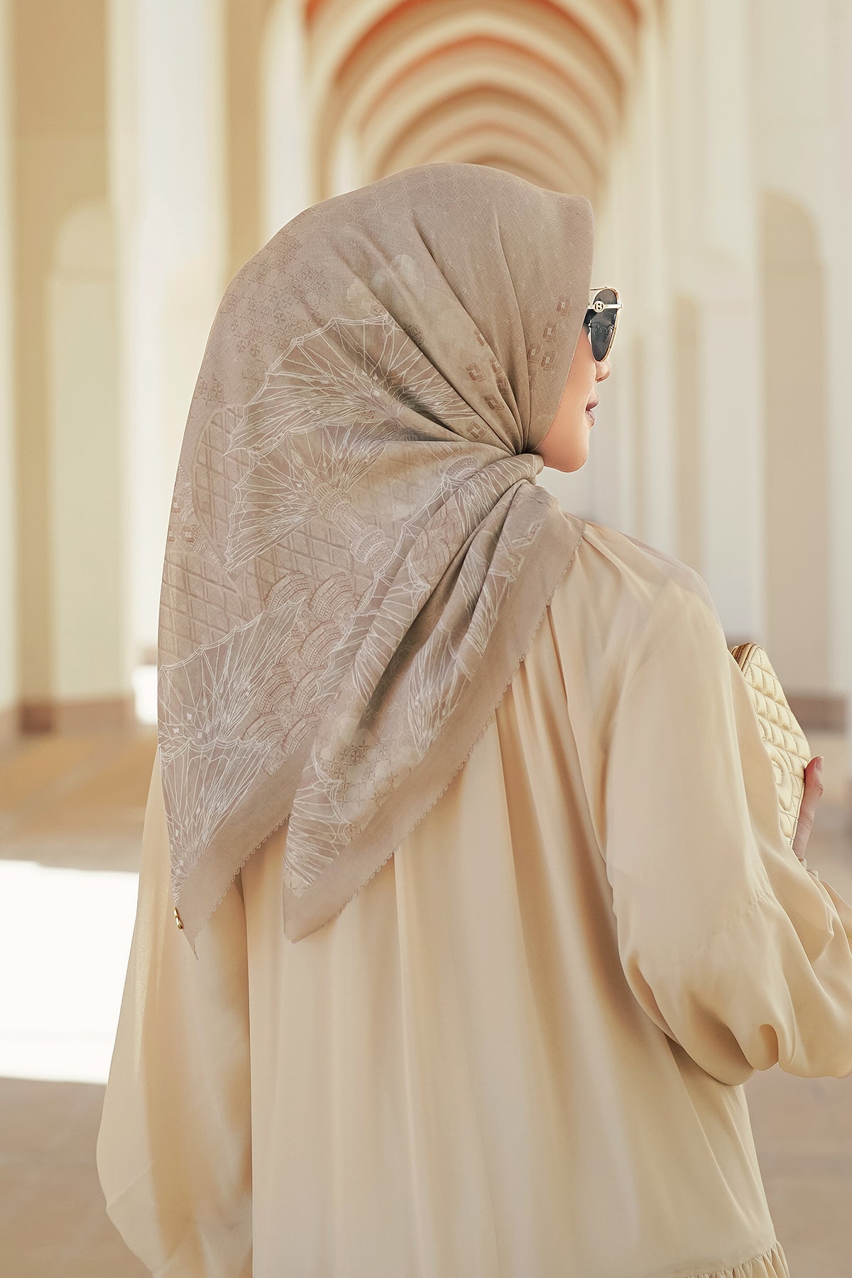 Medina 2 Kare - Cömert