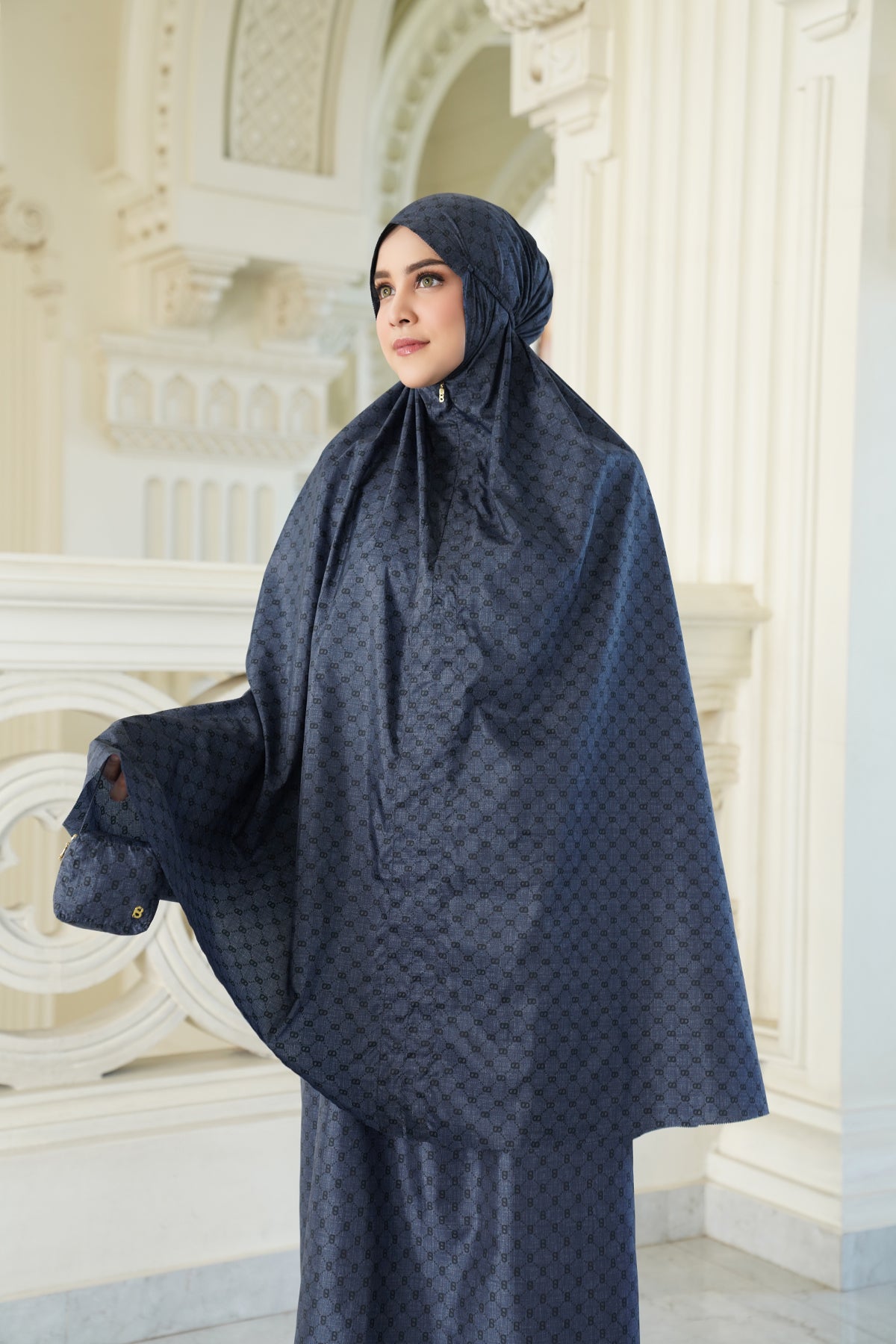 Monogram Mini Capsule Prayer Robe - Navy