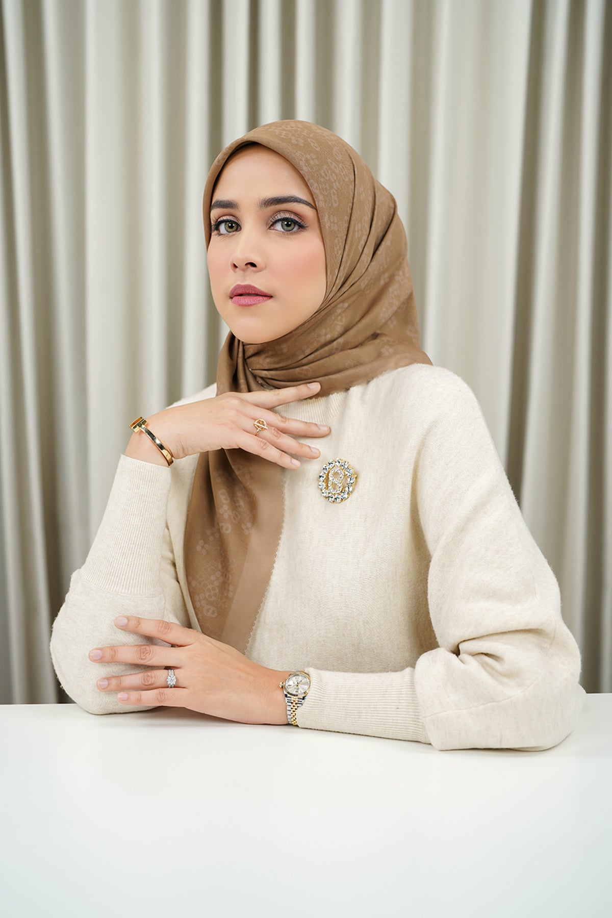 Monogram Scramble Vual Kare - Chai Çayı