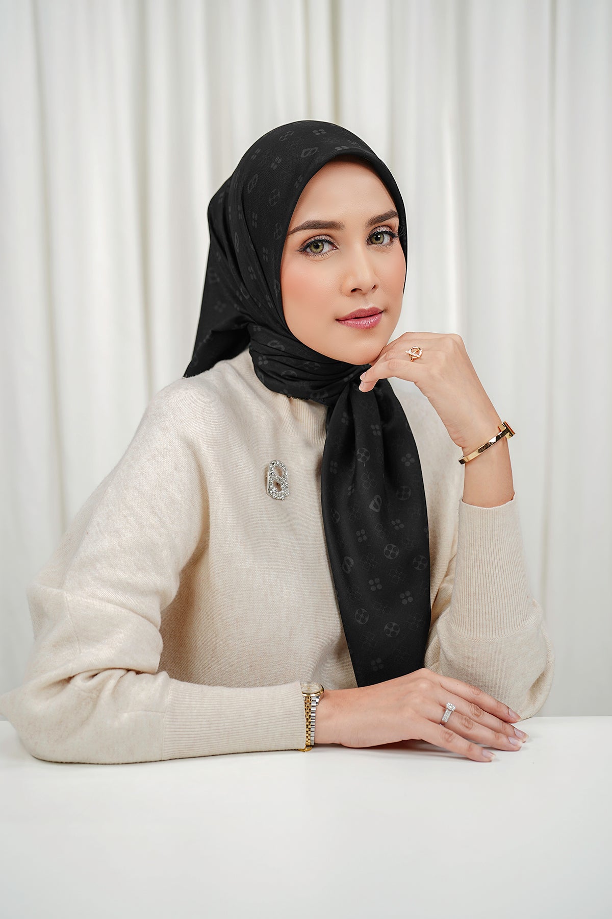 Monogram Vual Kare - Havyar