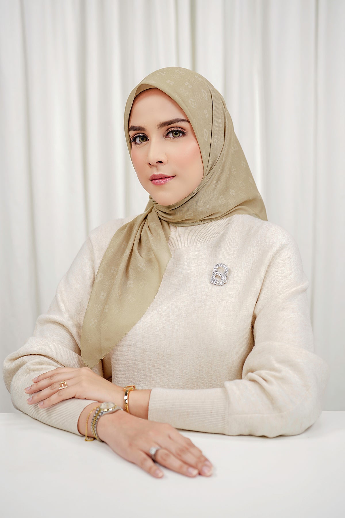 Monogram Voile Square - Nougat