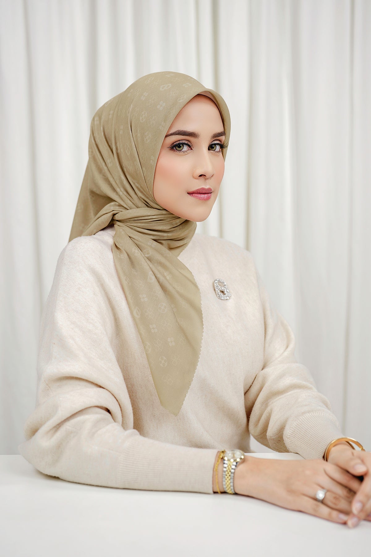 Monogram Voile Square - Nougat