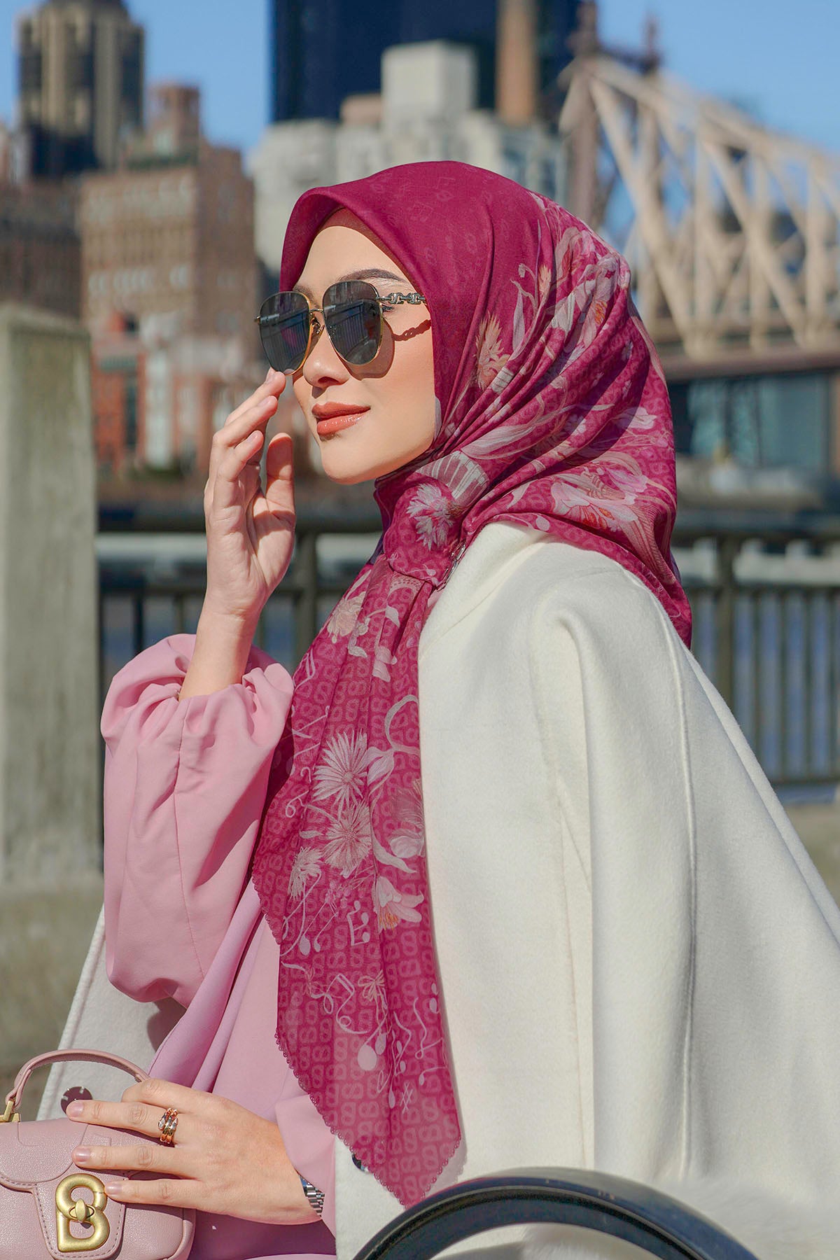 Nada 2 Square - Maracas