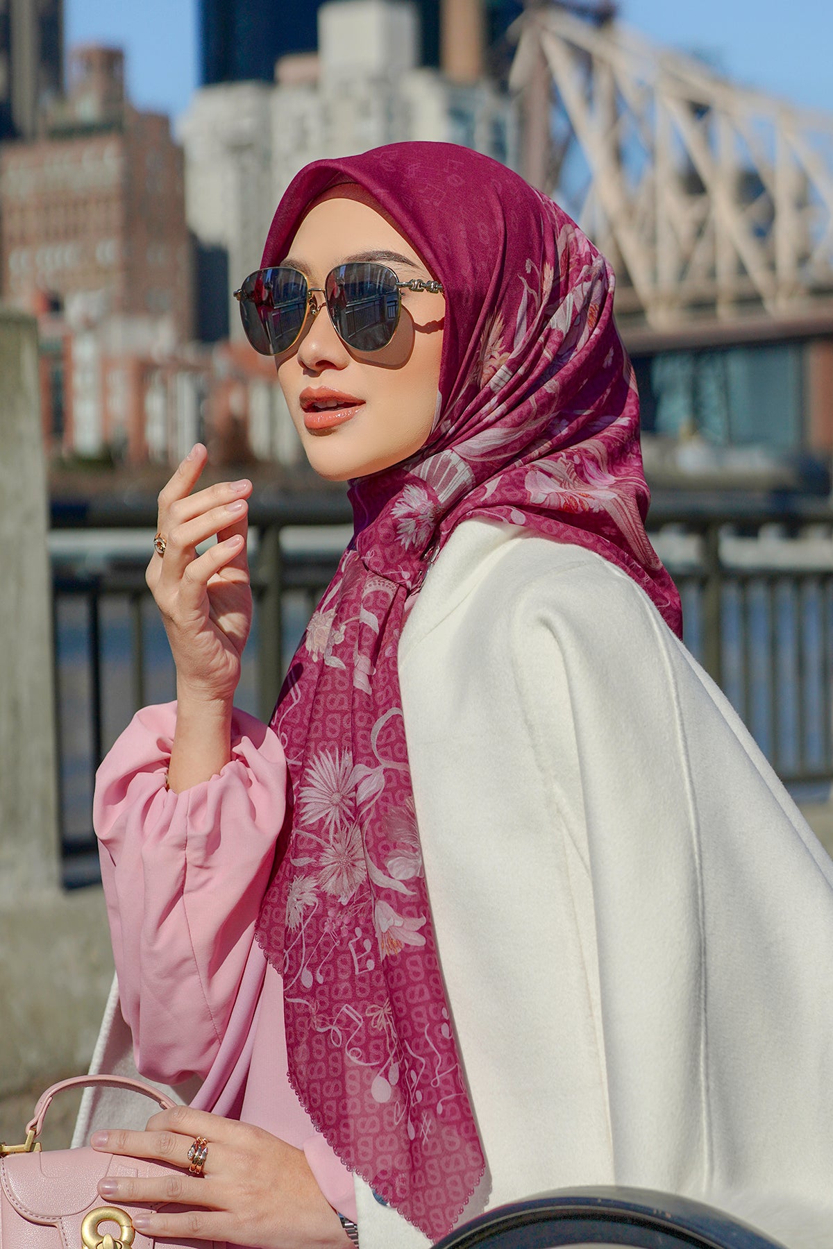 Nada 2 Square - Maracas