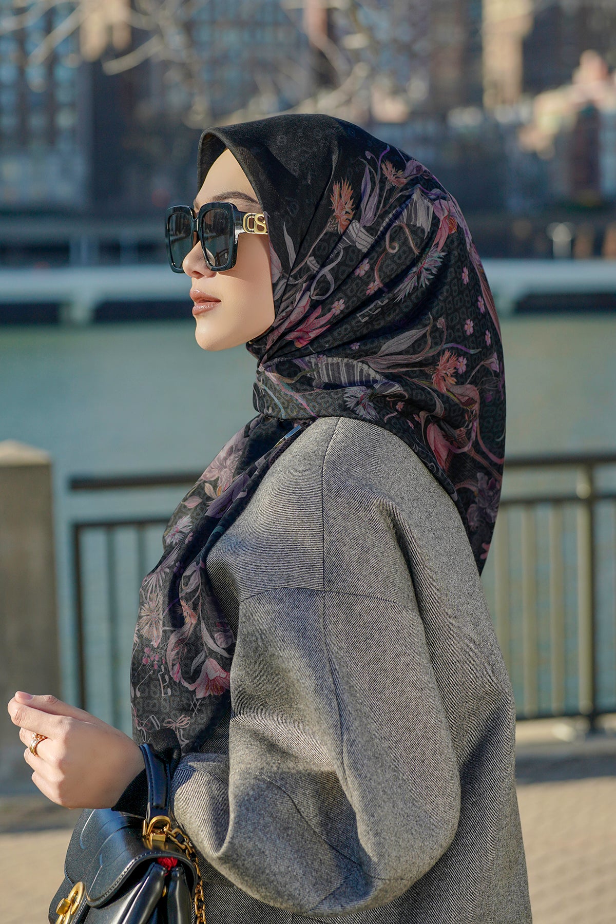 Nada 2 Square - Piano