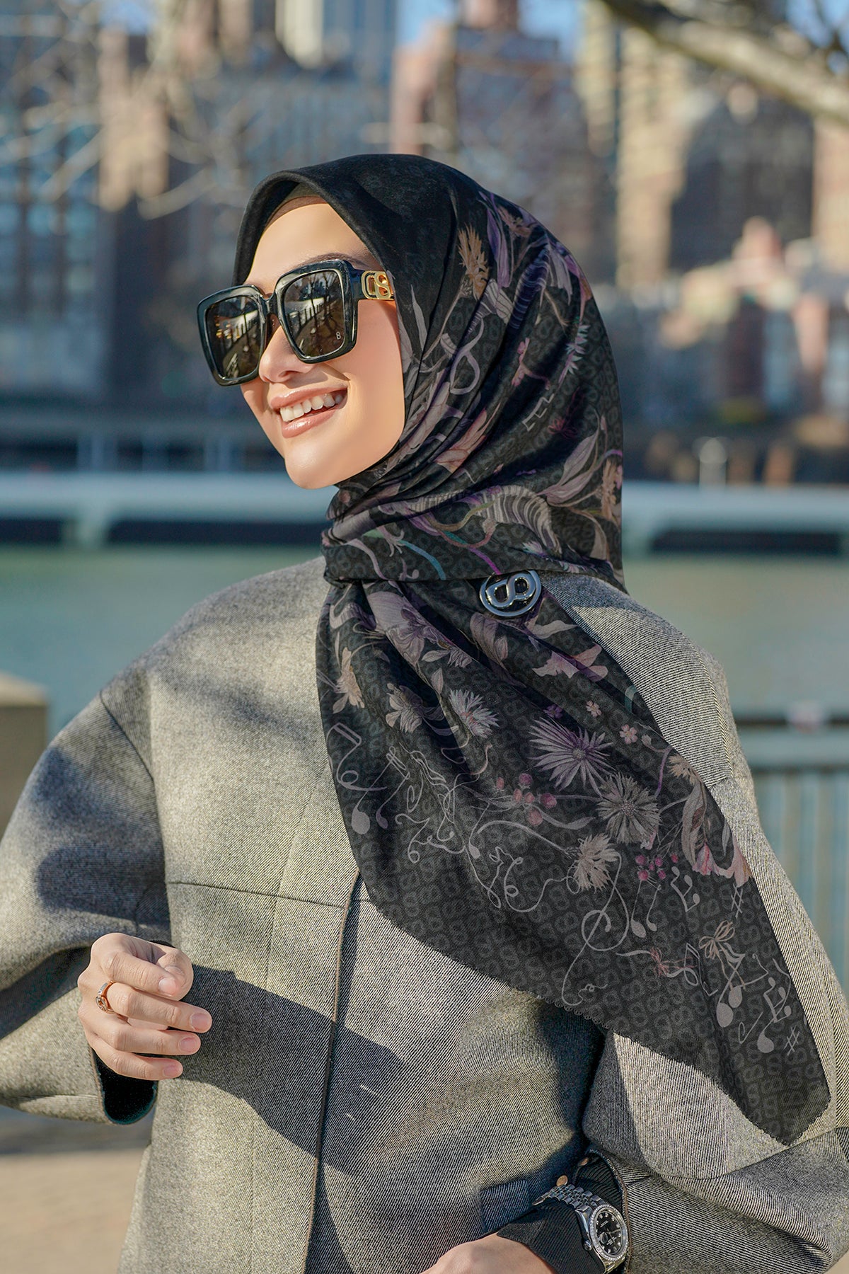 Nada 2 Square - Piano