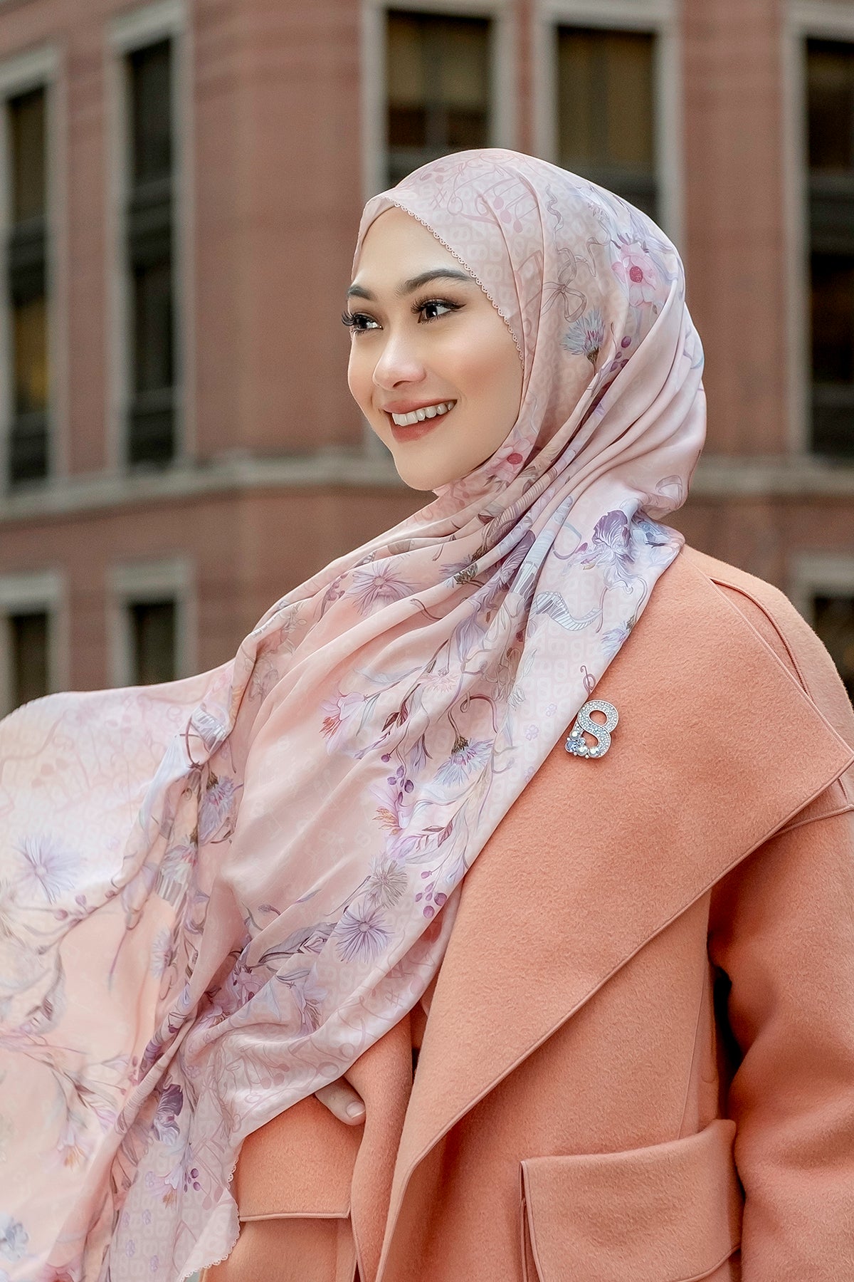 Nada 2 Satin Shawl - Quena