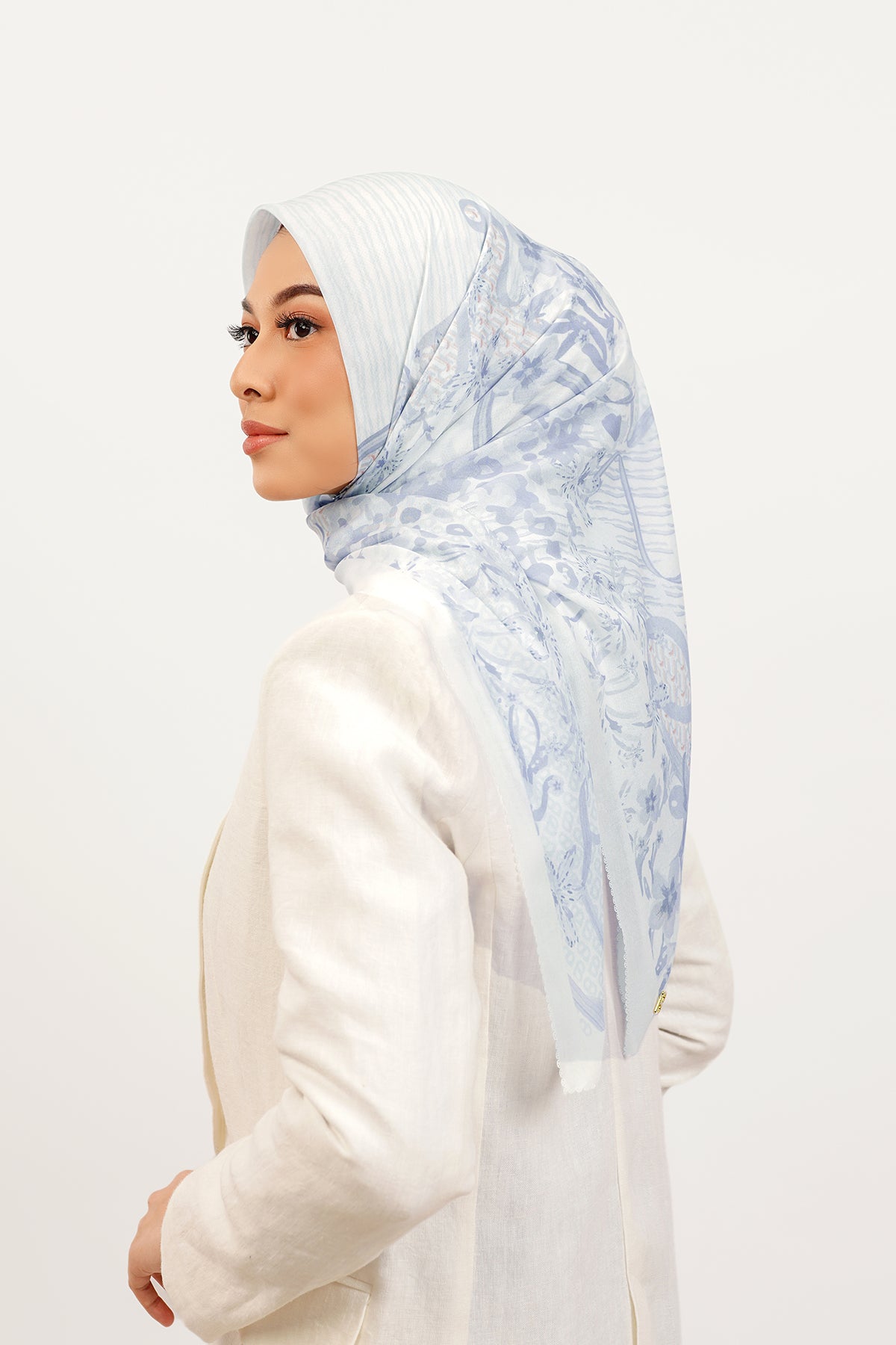 Paradiso Square - Jasmine