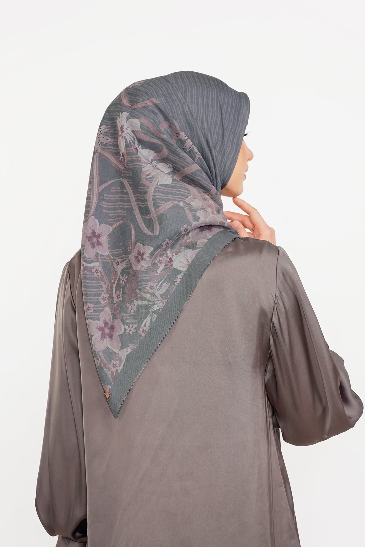 Paradiso Square - Wurzel