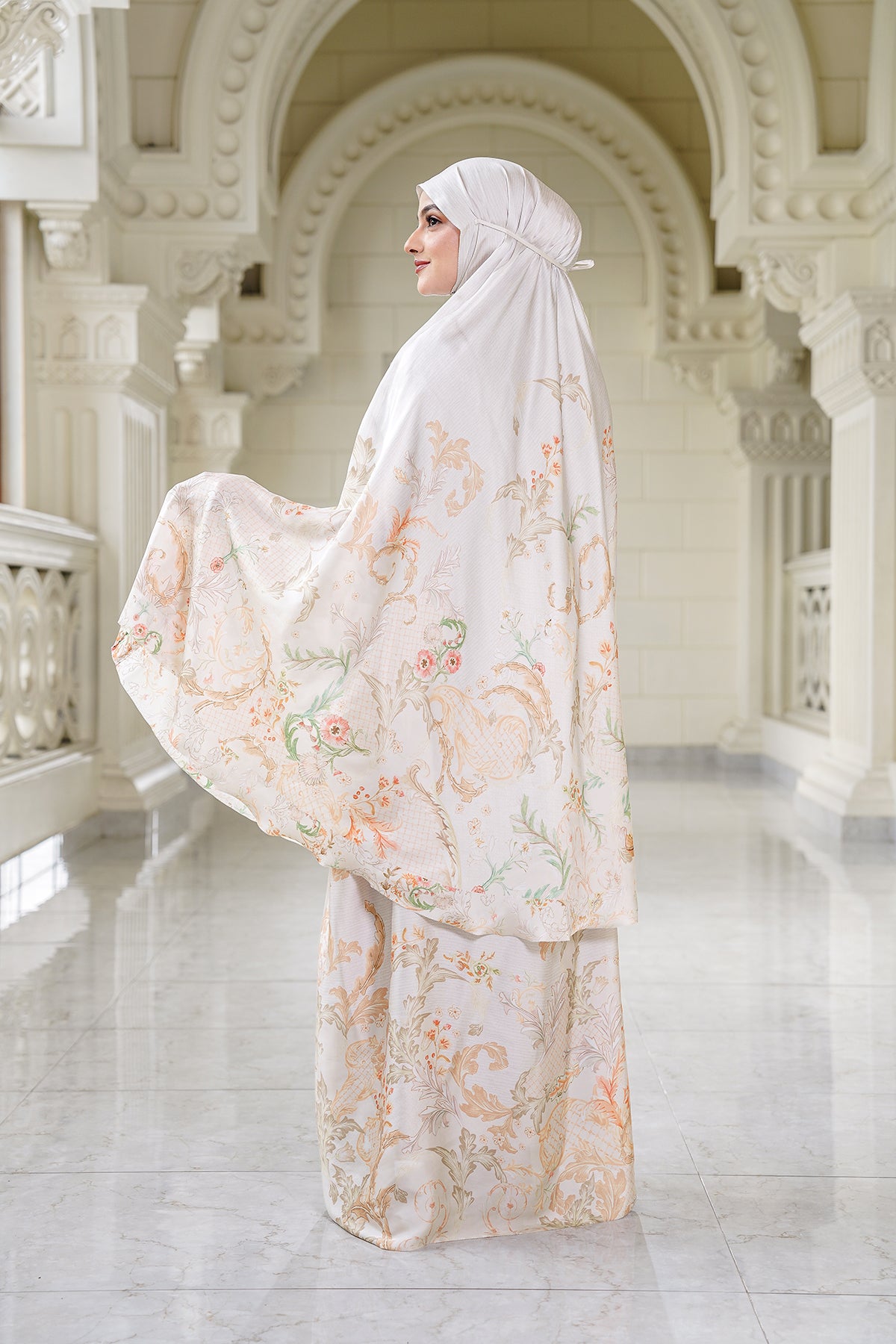 Royale - Grandeur Prayer Robe - Alabaster