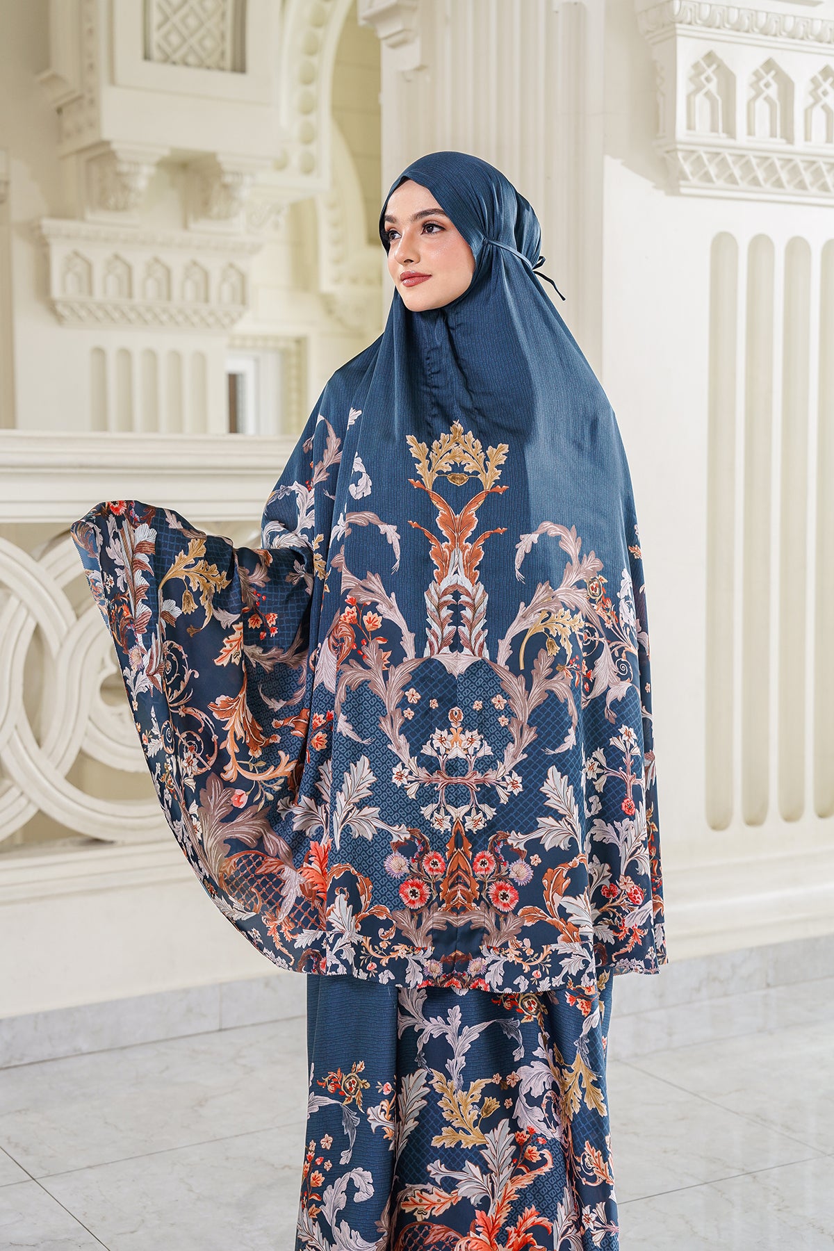 Royale - Grandeur Prayer Robe - Prussian