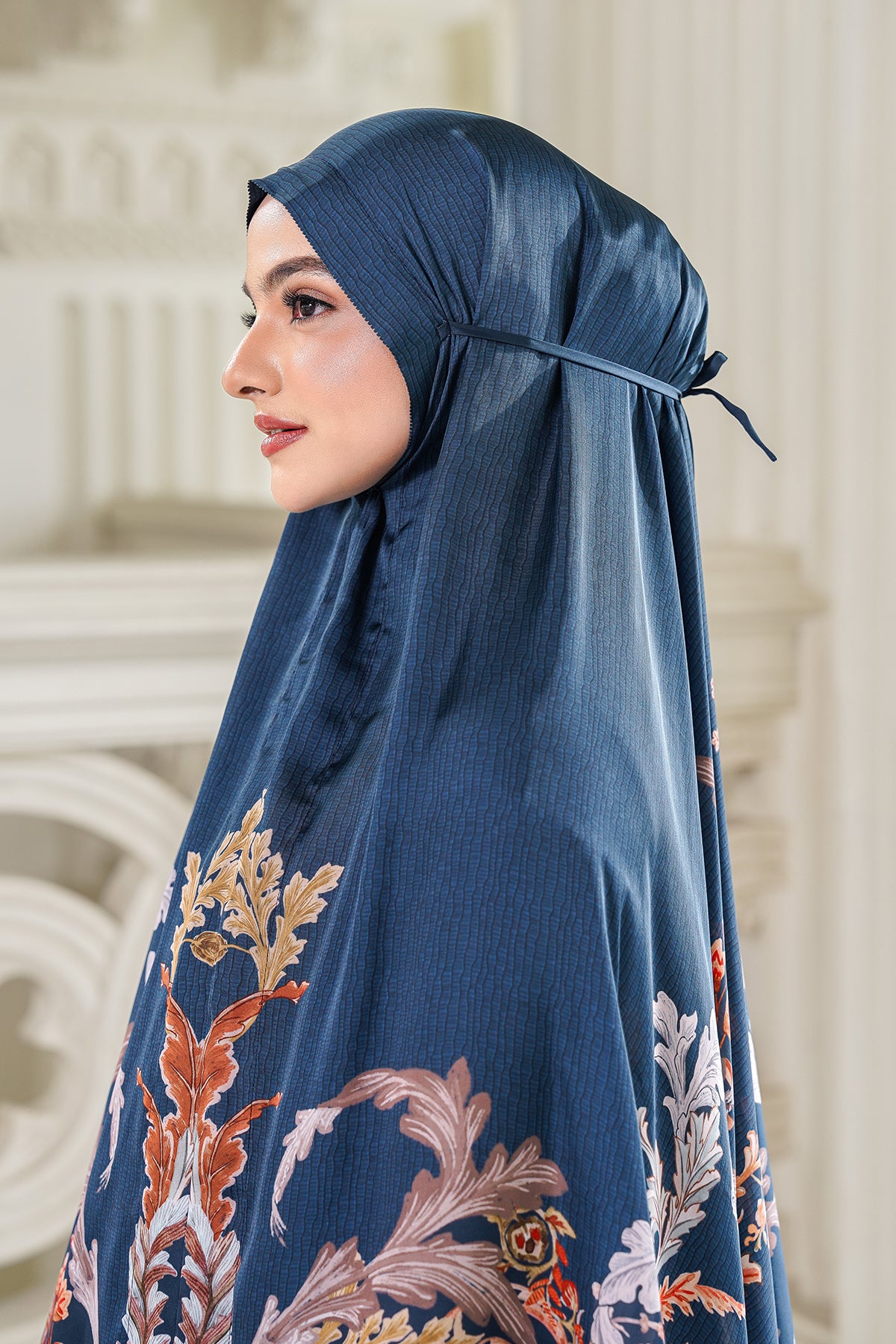 Royale - Grandeur Prayer Robe - Prussian