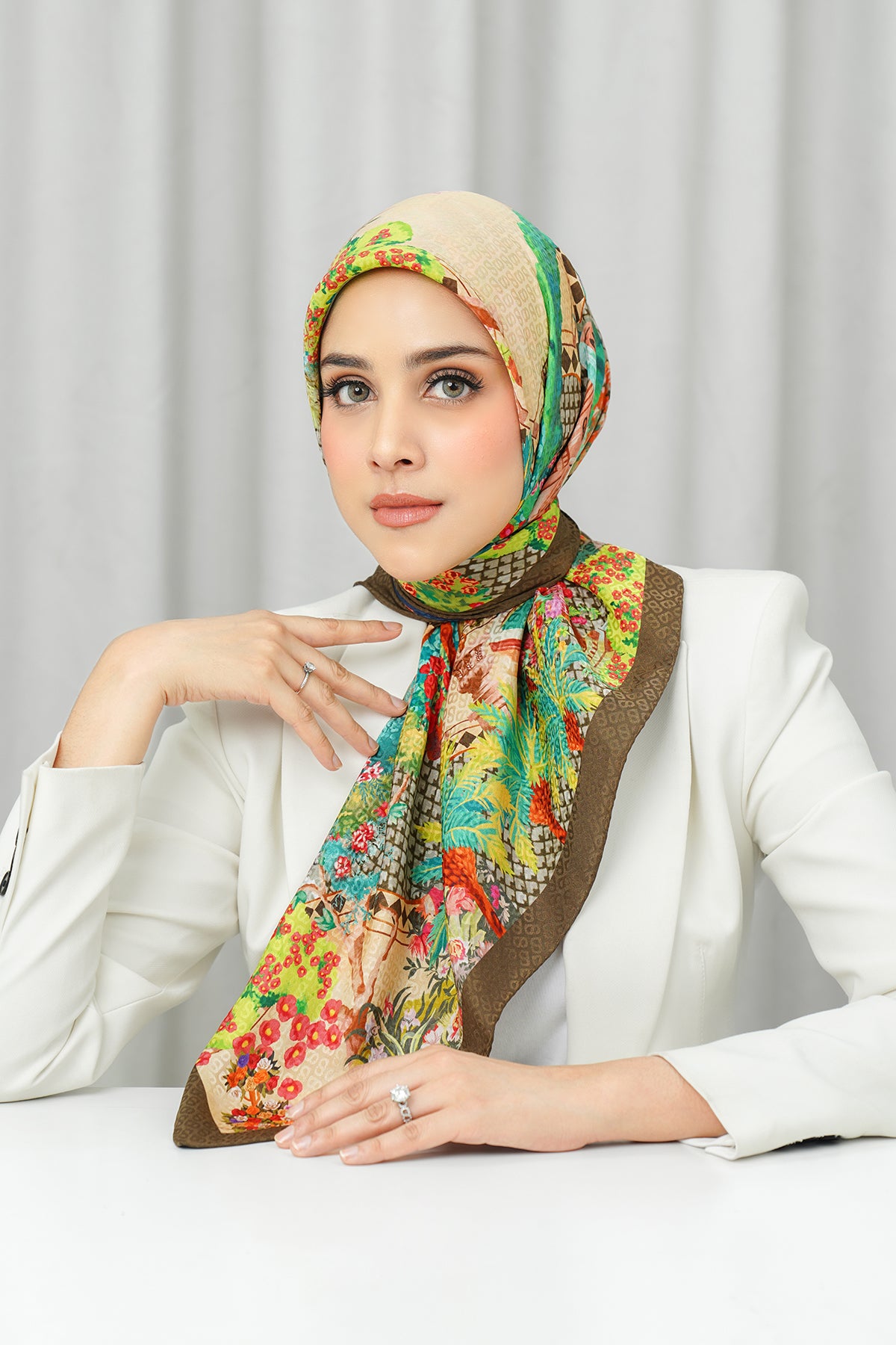 İpek Jakarlı Kare - Prince Garden Kahverengi ve Mavi