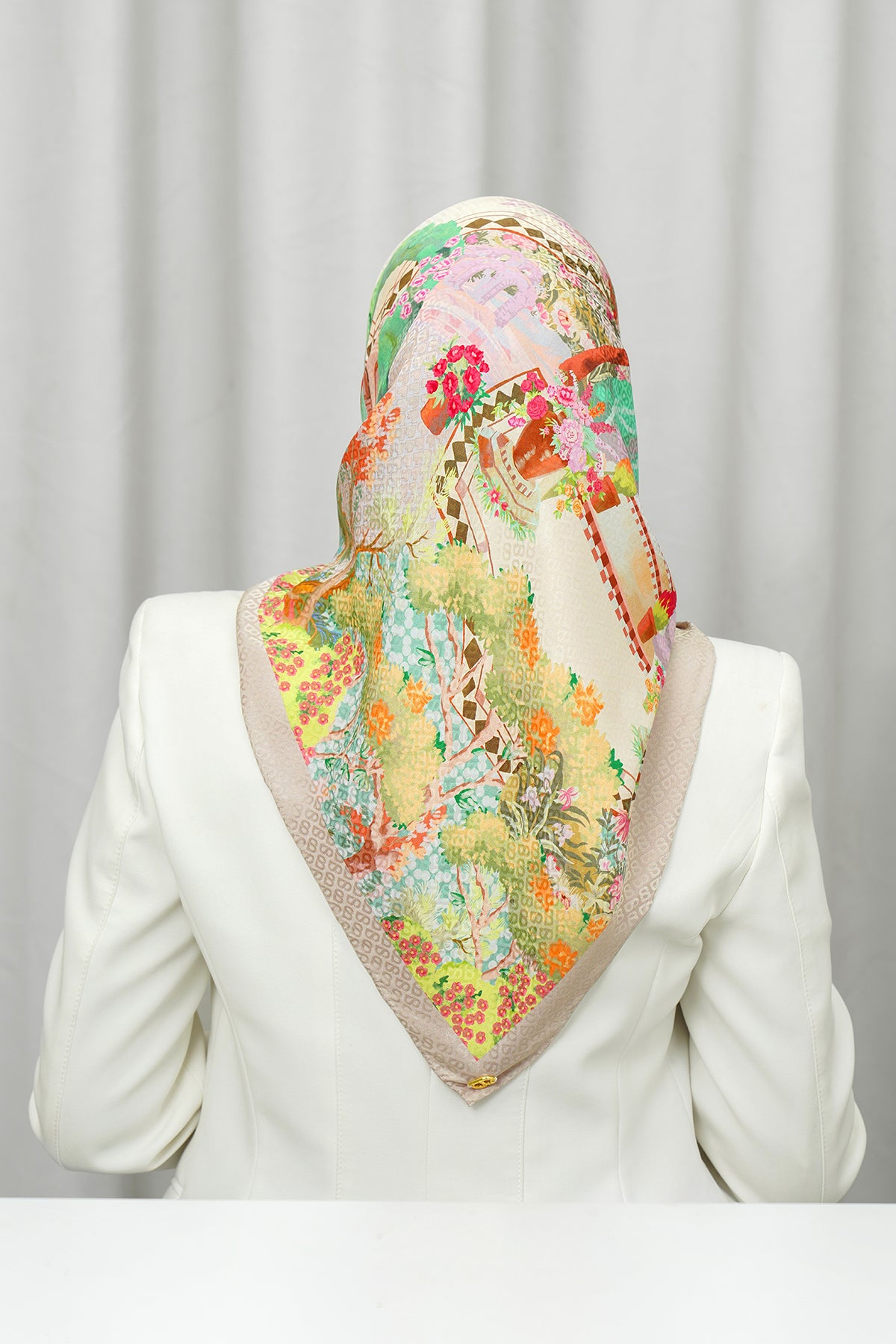 İpek Jakarlı Kare - Prince Garden Krem ve Mor