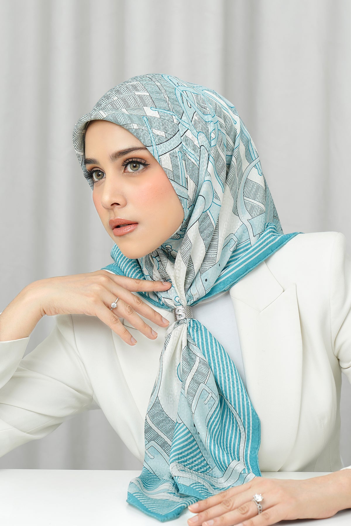 İpek Jakarlı Kare - Eyer Vanilya ve Mavi