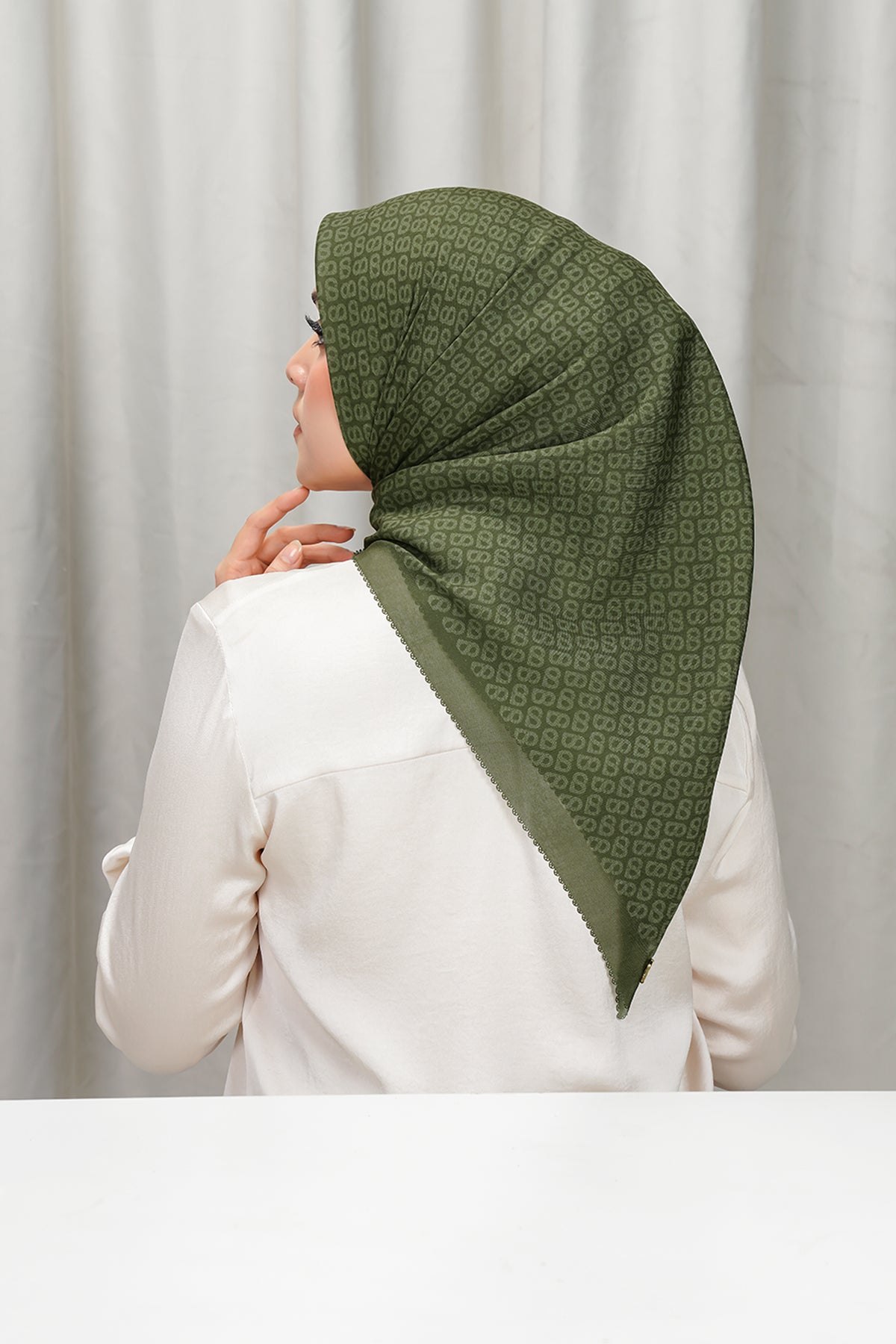 Tapis Square - Avocado