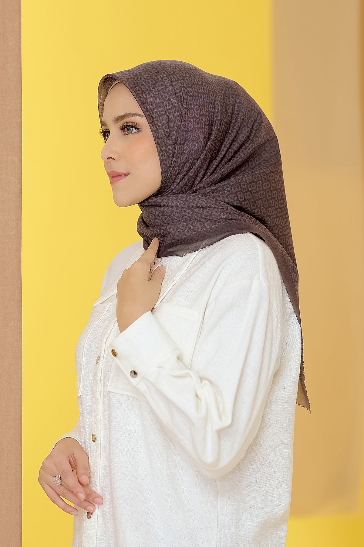 The Tapis Square - Cappuccino